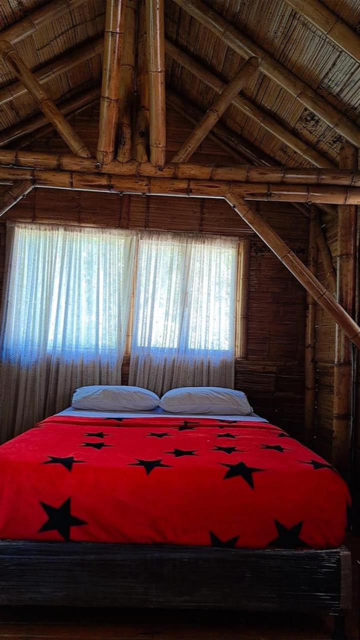 Hotel Guatape Adrianas Bambu Екстериор снимка